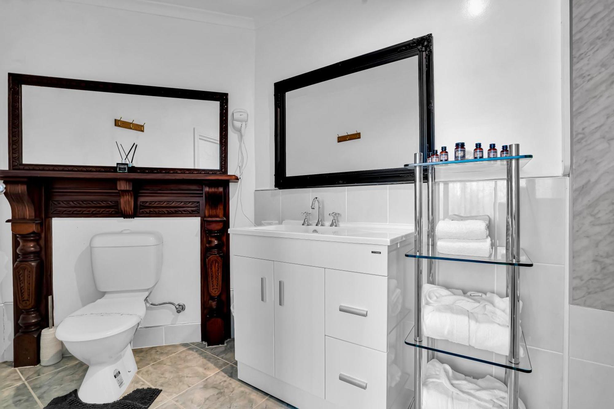 Bischoff Hotel Waratah Phòng bức ảnh