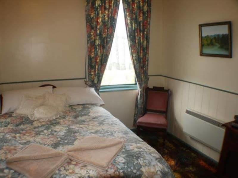 Bischoff Hotel Waratah Ngoại thất bức ảnh