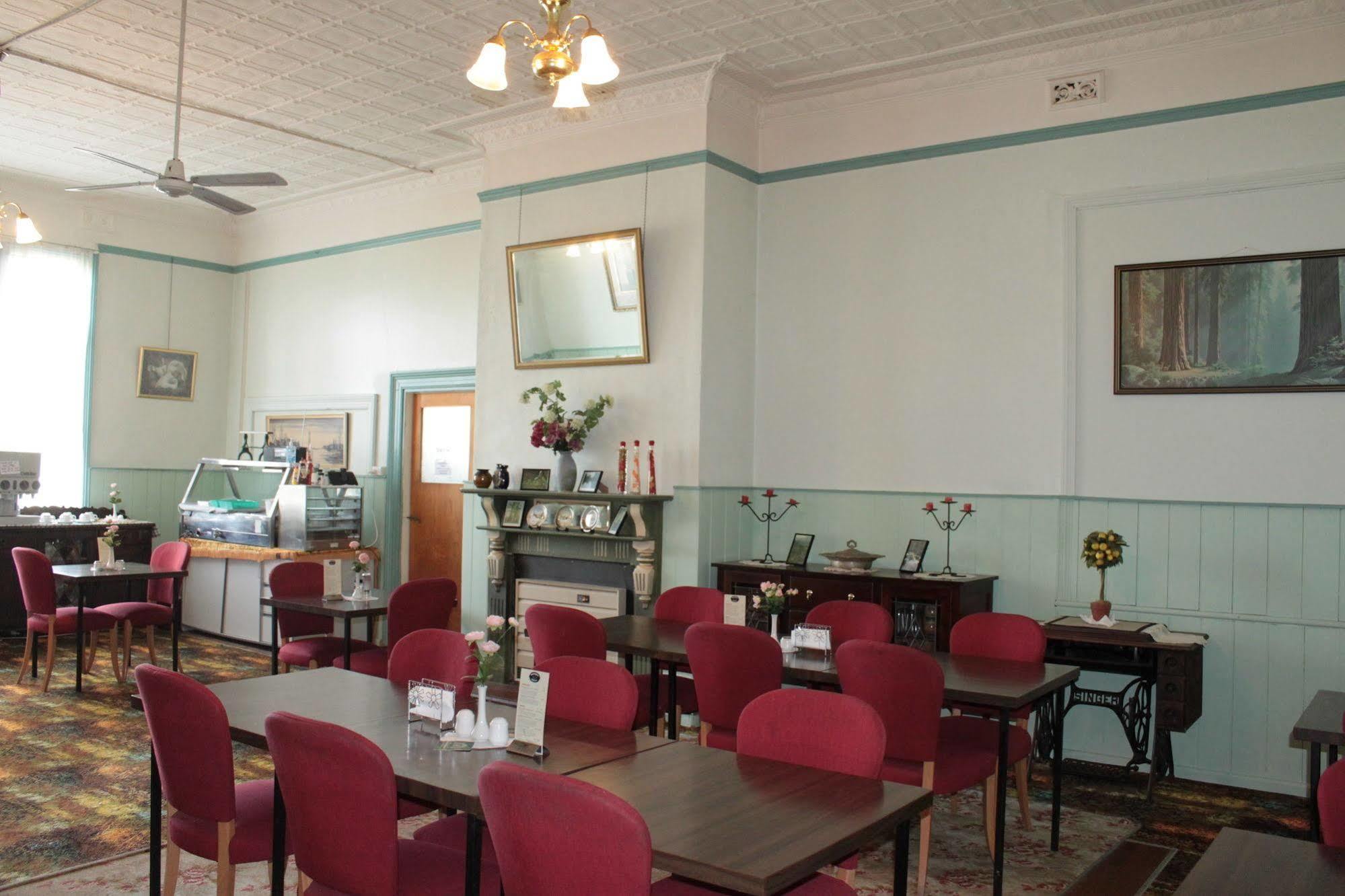 Bischoff Hotel Waratah Ngoại thất bức ảnh